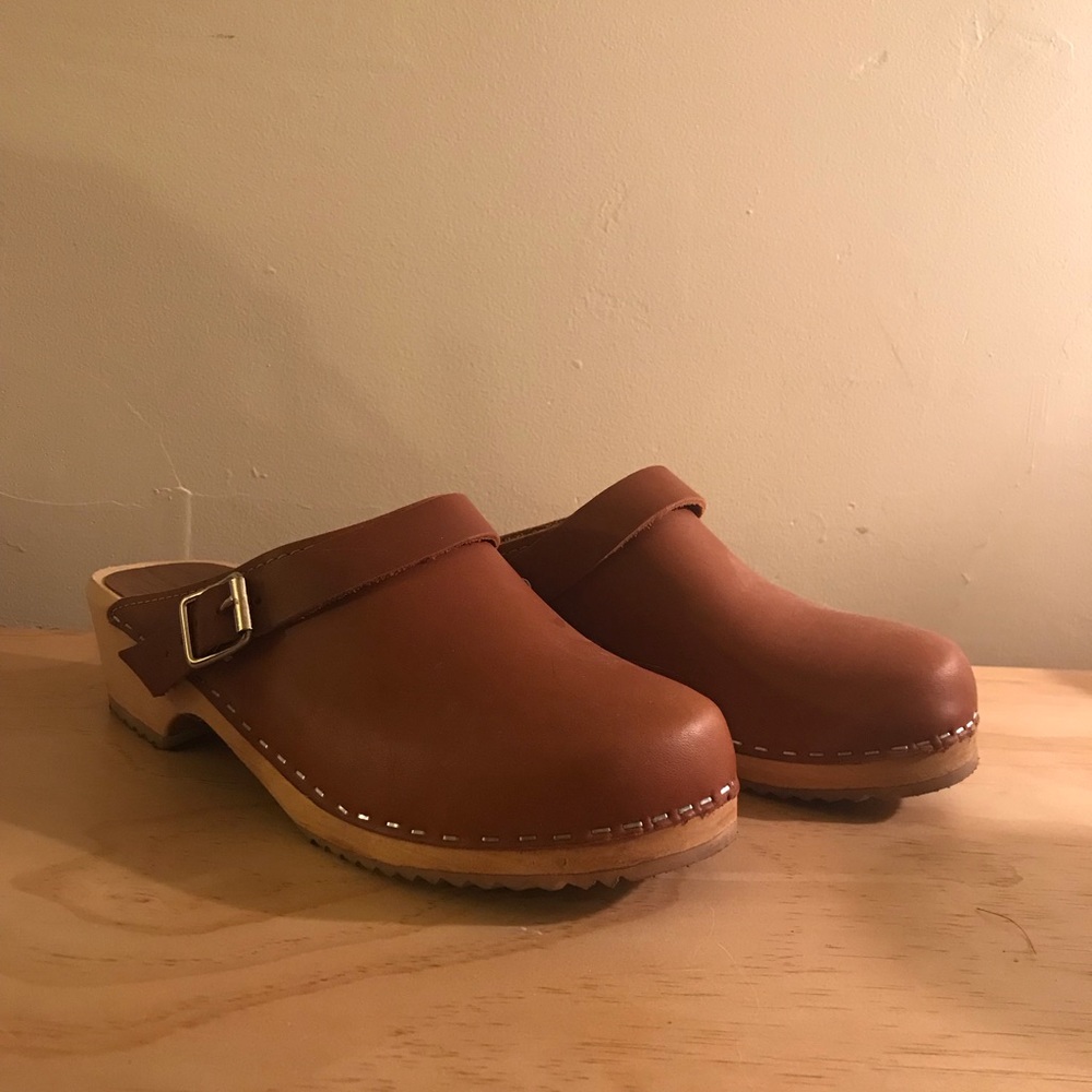MIA Swedish clogs- leather